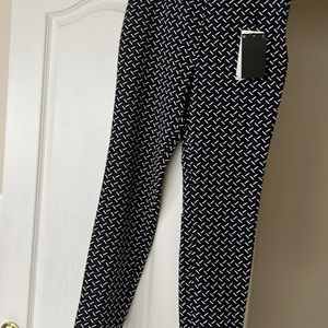 Zara Woman Black/Blue Geometric Chevron
Stretch Trouser Pants Size M